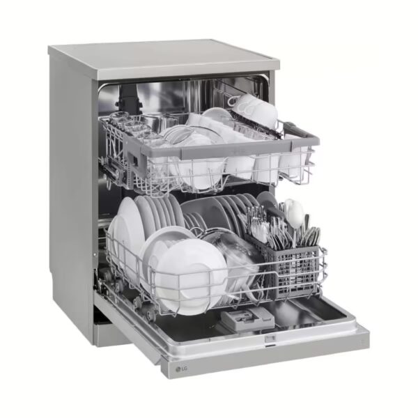 LG Dishwasher QuadWash Steam 14 Place Settings Silver DFC532FPE - Image 3