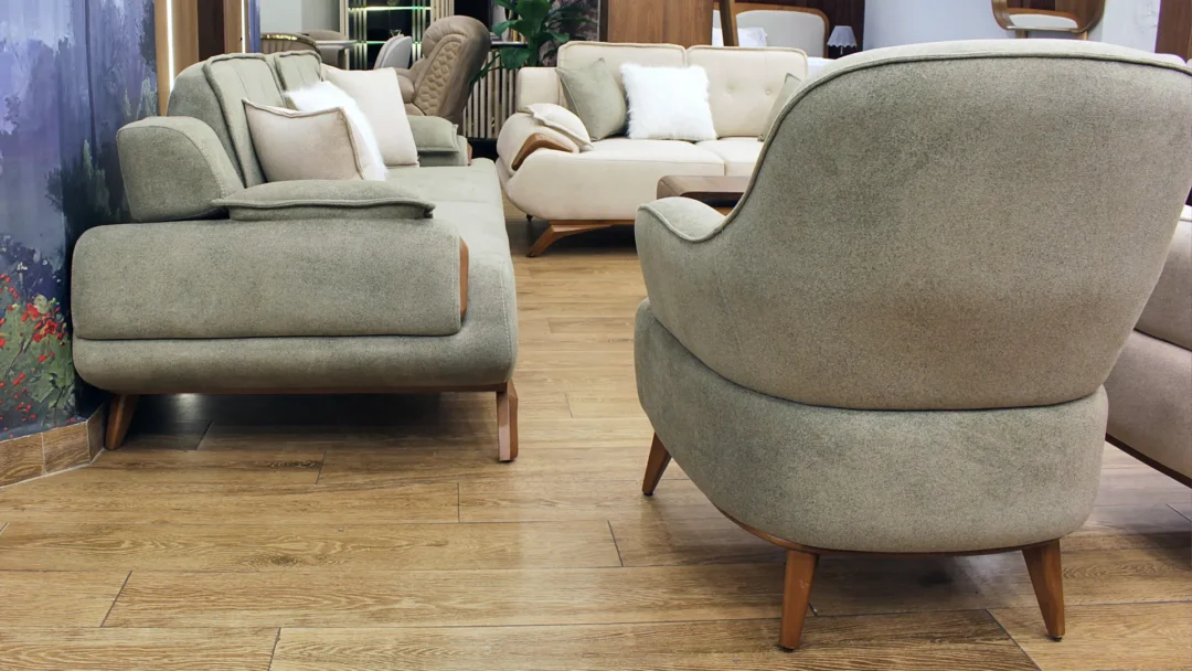 Milano sofa set with a luxurious design in red beech wood. - Image 3