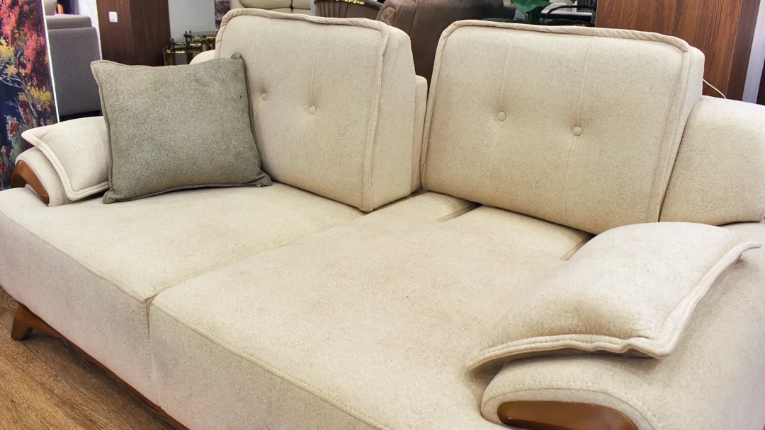Milano sofa set with a luxurious design in red beech wood. - Image 4