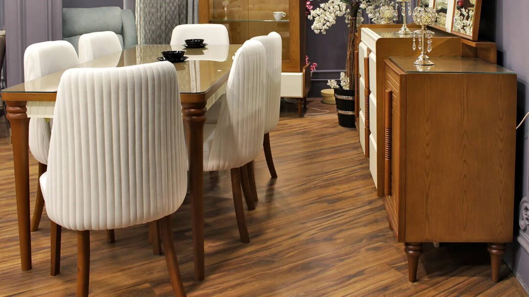 غرفة سفرة نورما كابوتنيه - خشب كونتر وزان أحمر بقشرة طبيعية